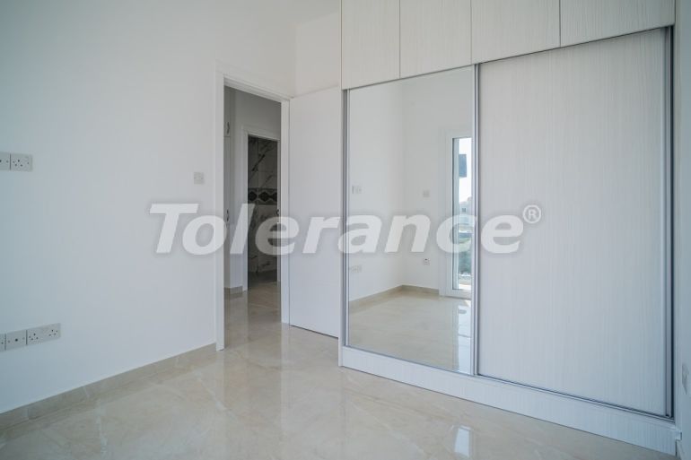 Квартира от застройщика в Кирения, Северный Кипр вид на море с бассейном: купить недвижимость в Турции - 74359