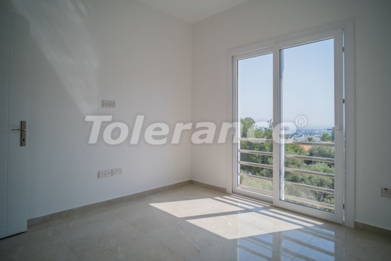 Квартира от застройщика в Кирения, Северный Кипр вид на море с бассейном: купить недвижимость в Турции - 74363