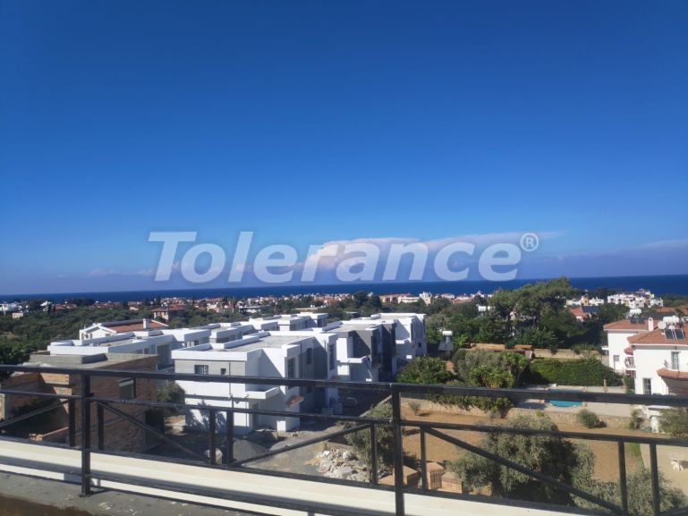 Квартира в Кирения, Северный Кипр вид на море с бассейном: купить недвижимость в Турции - 75522