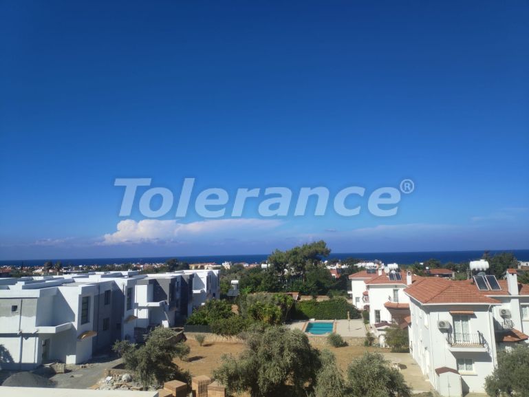 Квартира в Кирения, Северный Кипр вид на море с бассейном: купить недвижимость в Турции - 75526