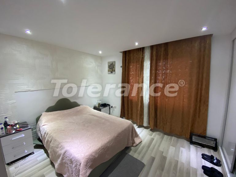 Квартира в Кирения, Северный Кипр: купить недвижимость в Турции - 76944