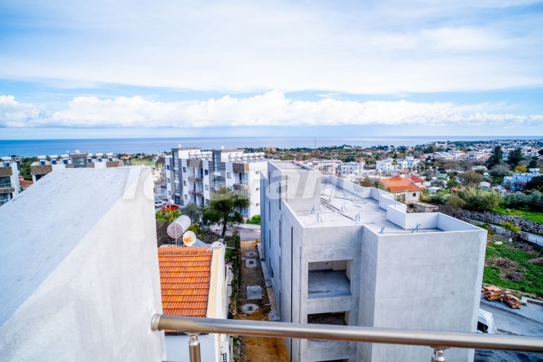 Квартира в Кирения, Северный Кипр вид на море с бассейном: купить недвижимость в Турции - 76963