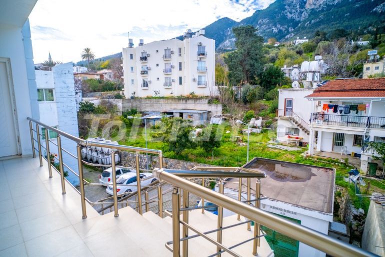 Квартира в Кирения, Северный Кипр вид на море с бассейном: купить недвижимость в Турции - 76979