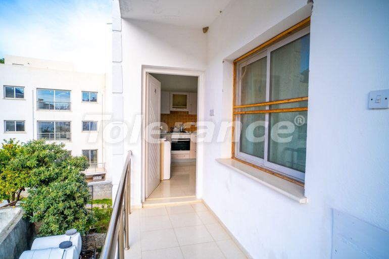 Квартира в Кирения, Северный Кипр вид на море с бассейном: купить недвижимость в Турции - 76980