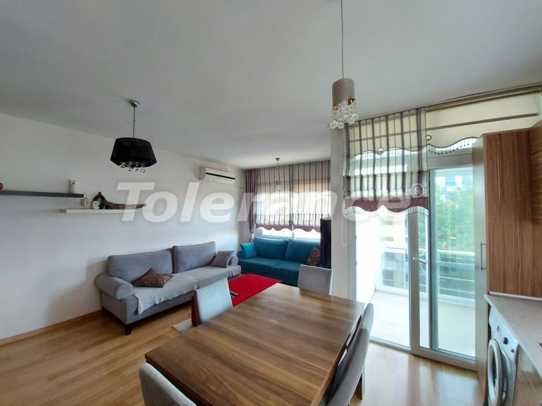 Квартира в Кирения, Северный Кипр: купить недвижимость в Турции - 77110