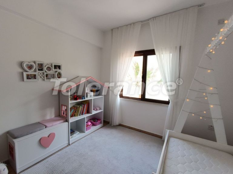 Квартира в Кирения, Северный Кипр вид на море с бассейном: купить недвижимость в Турции - 77289