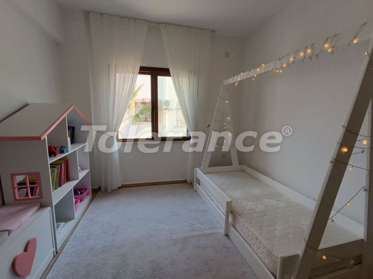 Квартира в Кирения, Северный Кипр вид на море с бассейном: купить недвижимость в Турции - 77292