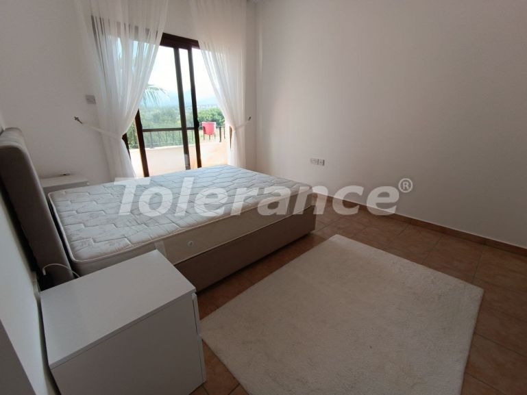 Квартира в Кирения, Северный Кипр вид на море с бассейном: купить недвижимость в Турции - 77298