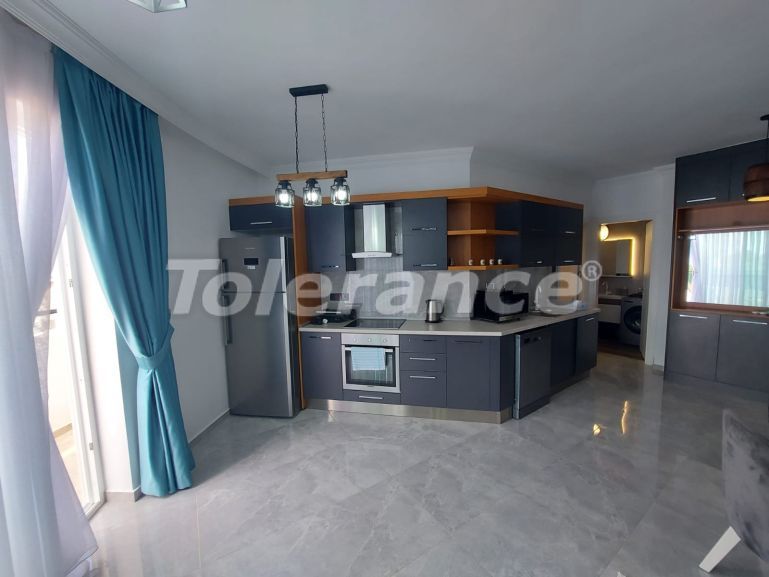 Квартира в Кирения, Северный Кипр с бассейном - 80674 Квартира в Кирения, Северный Кипр с бассейном: купить недвижимость в Турции - 80674