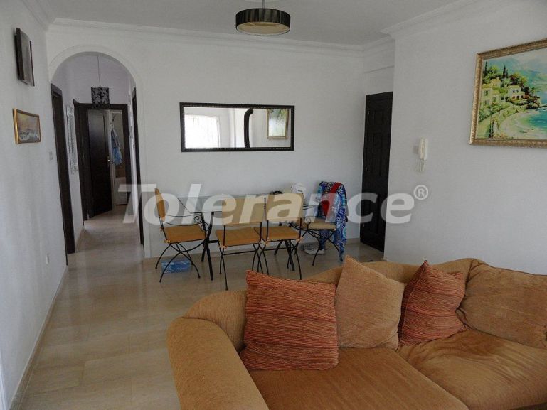 Квартира в Кирения, Северный Кипр вид на море с бассейном: купить недвижимость в Турции - 81371