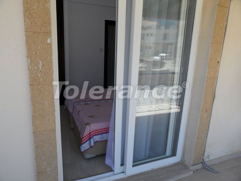 Квартира в Кирения, Северный Кипр вид на море с бассейном: купить недвижимость в Турции - 81381