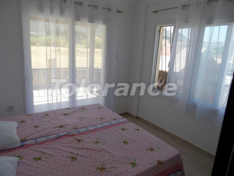 Квартира в Кирения, Северный Кипр вид на море с бассейном: купить недвижимость в Турции - 81393