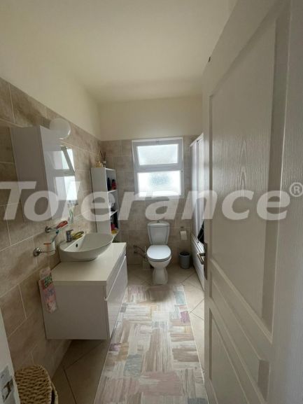 Квартира в Кирения, Северный Кипр с бассейном: купить недвижимость в Турции - 81539