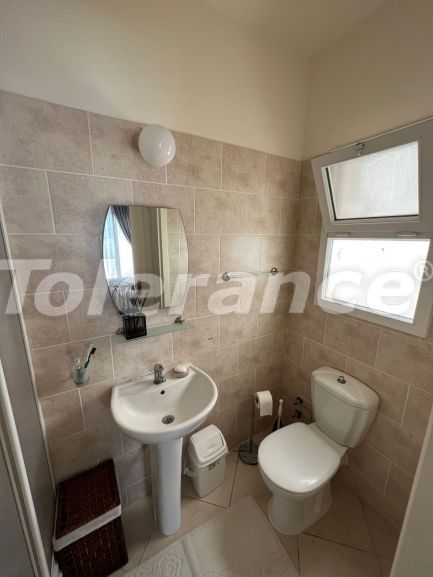 Квартира в Кирения, Северный Кипр с бассейном: купить недвижимость в Турции - 81542