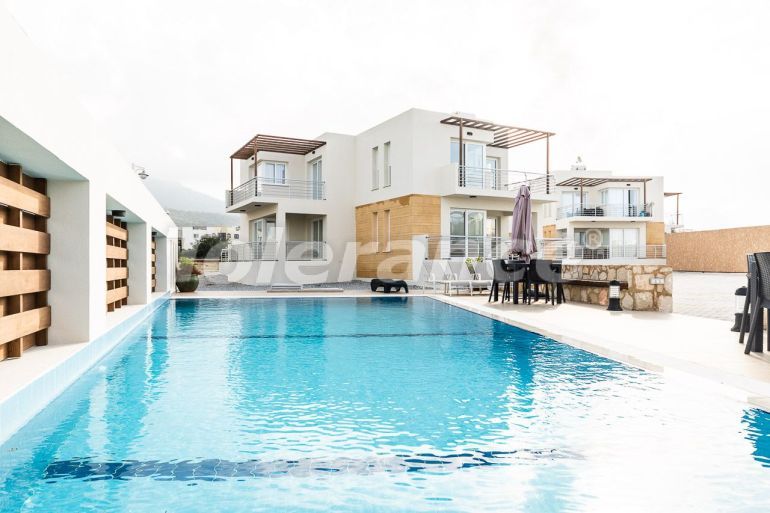 Квартира от застройщика в Кирения, Северный Кипр с бассейном: купить недвижимость в Турции - 81592
