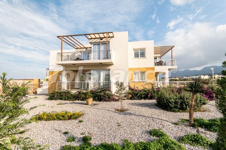 Квартира от застройщика в Кирения, Северный Кипр с бассейном: купить недвижимость в Турции - 81608