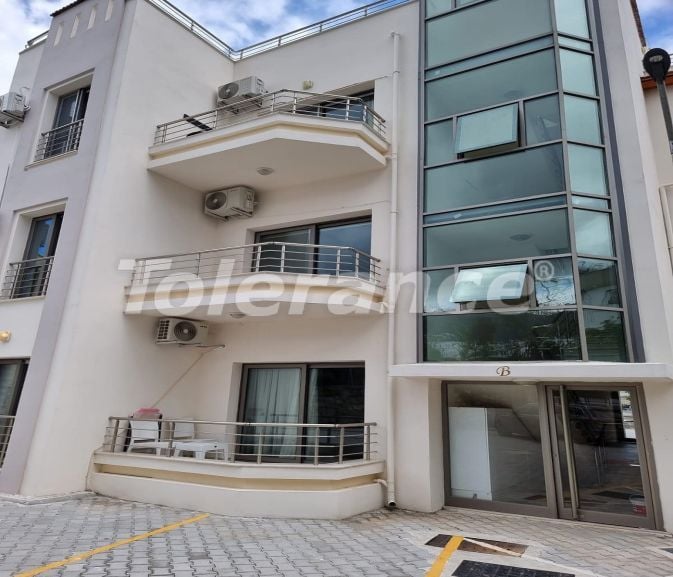 Квартира в Кирения, Северный Кипр с бассейном: купить недвижимость в Турции - 81917