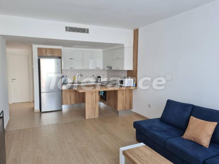 Квартира в Кирения, Северный Кипр с бассейном: купить недвижимость в Турции - 81933