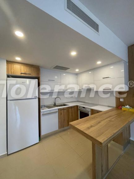 Квартира в Кирения, Северный Кипр с бассейном: купить недвижимость в Турции - 81940