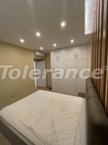 Квартира в Кирения, Северный Кипр с бассейном: купить недвижимость в Турции - 81941