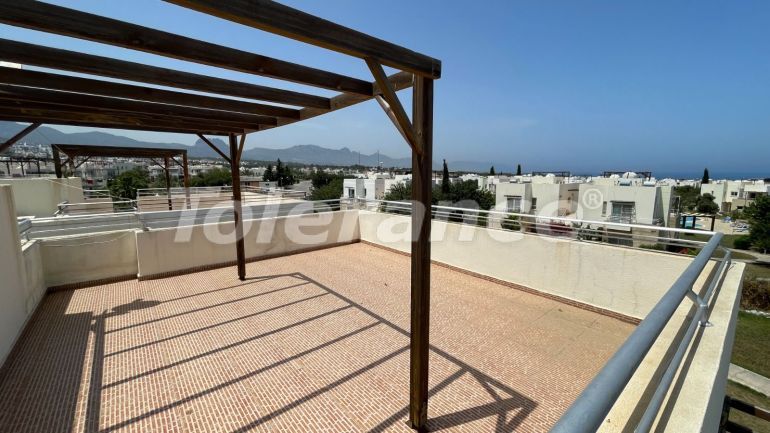 Квартира в Кирения, Северный Кипр вид на море с бассейном: купить недвижимость в Турции - 82497