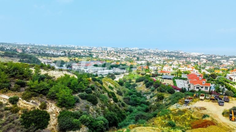 Квартира в Кирения, Северный Кипр: купить недвижимость в Турции - 85007