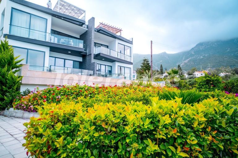 Квартира в Кирения, Северный Кипр: купить недвижимость в Турции - 85016