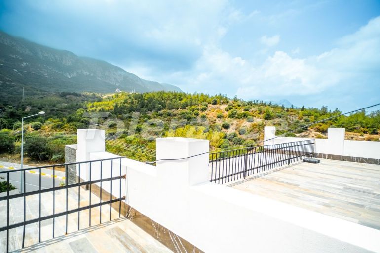 Квартира в Кирения, Северный Кипр: купить недвижимость в Турции - 85023