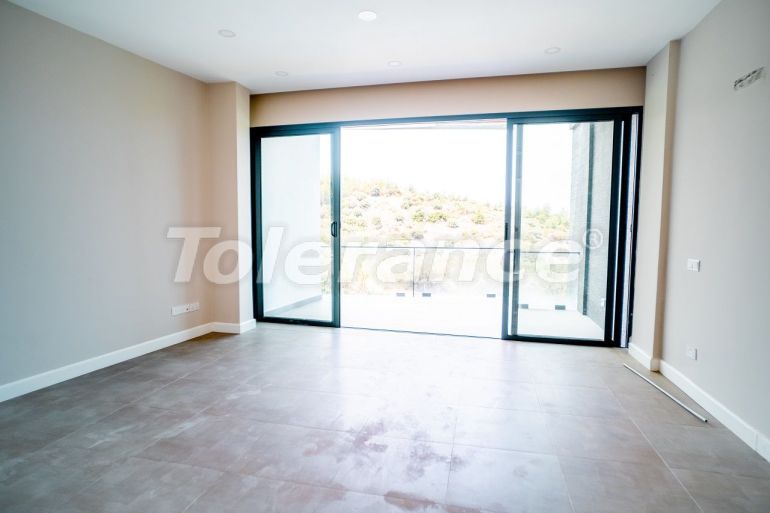 Квартира в Кирения, Северный Кипр: купить недвижимость в Турции - 85030