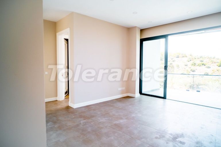 Квартира в Кирения, Северный Кипр: купить недвижимость в Турции - 85031