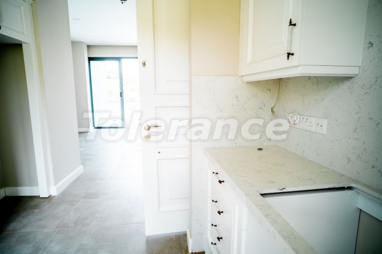 Квартира в Кирения, Северный Кипр: купить недвижимость в Турции - 85044