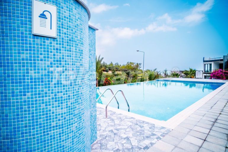 Квартира в Кирения, Северный Кипр вид на море с бассейном: купить недвижимость в Турции - 85057