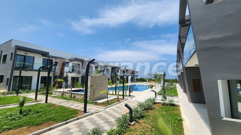 Квартира от застройщика в Кирения, Северный Кипр с бассейном в рассрочку: купить недвижимость в Турции - 85191