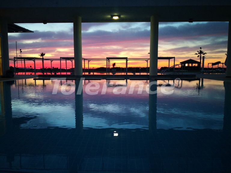 Квартира в Кирения, Северный Кипр вид на море с бассейном в рассрочку: купить недвижимость в Турции - 85418