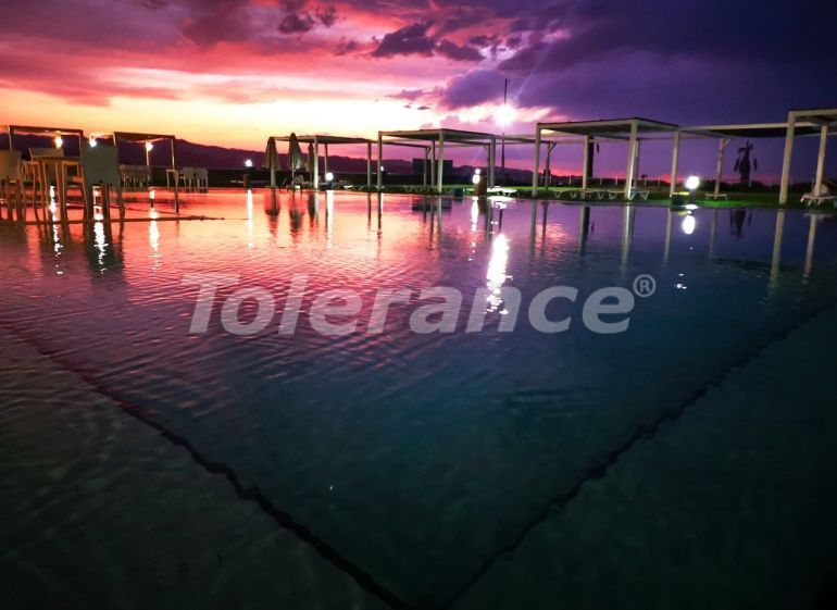 Квартира в Кирения, Северный Кипр вид на море с бассейном в рассрочку: купить недвижимость в Турции - 85422