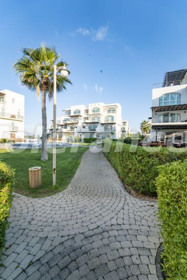 Квартира в Кирения, Северный Кипр вид на море с бассейном в рассрочку: купить недвижимость в Турции - 85427