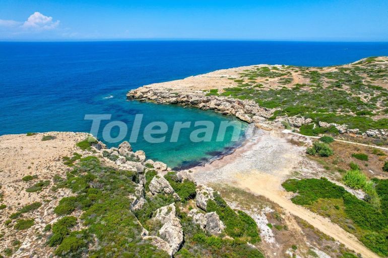 Квартира в Кирения, Северный Кипр вид на море с бассейном: купить недвижимость в Турции - 85537