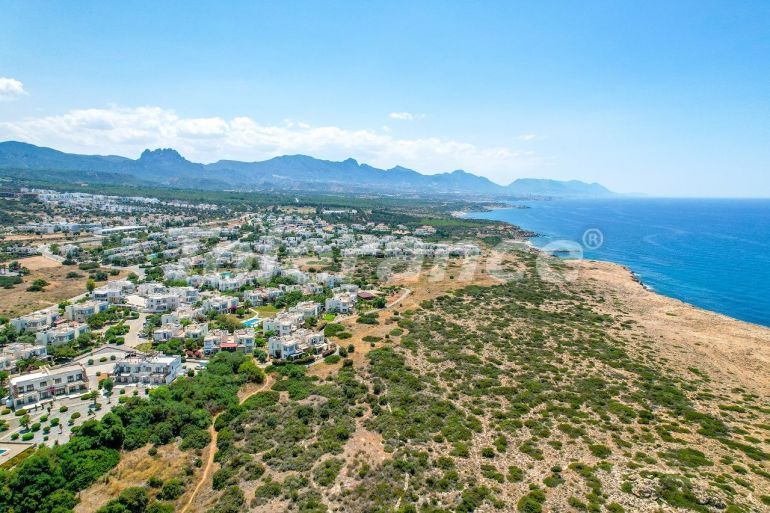 Квартира в Кирения, Северный Кипр вид на море с бассейном: купить недвижимость в Турции - 85538