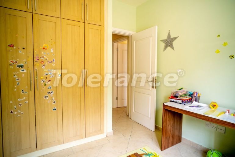 Квартира в Кирения, Северный Кипр: купить недвижимость в Турции - 85696