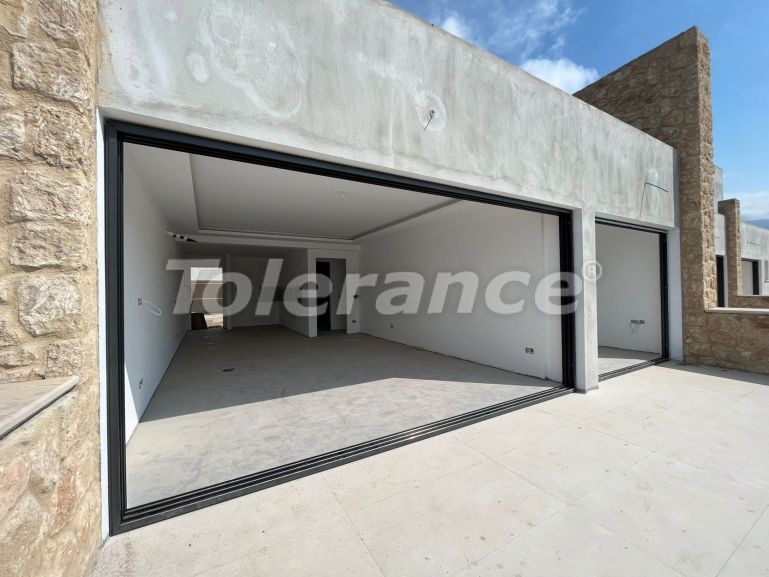 Квартира от застройщика в Кирения, Северный Кипр вид на море с бассейном в рассрочку: купить недвижимость в Турции - 85738