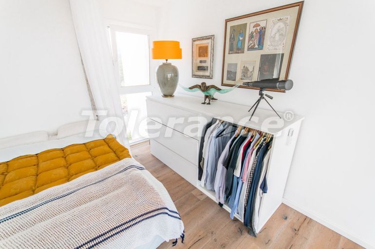 Квартира в Кирения, Северный Кипр вид на море с бассейном: купить недвижимость в Турции - 86102