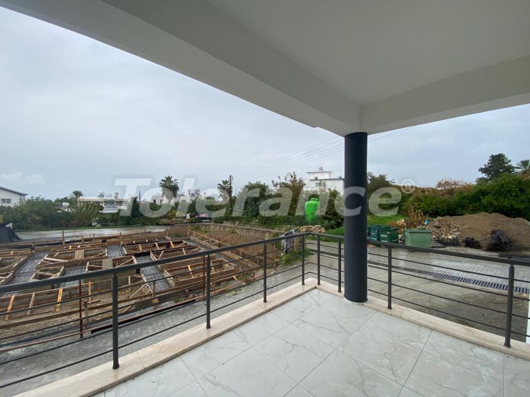 Квартира в Кирения, Северный Кипр с бассейном: купить недвижимость в Турции - 88809