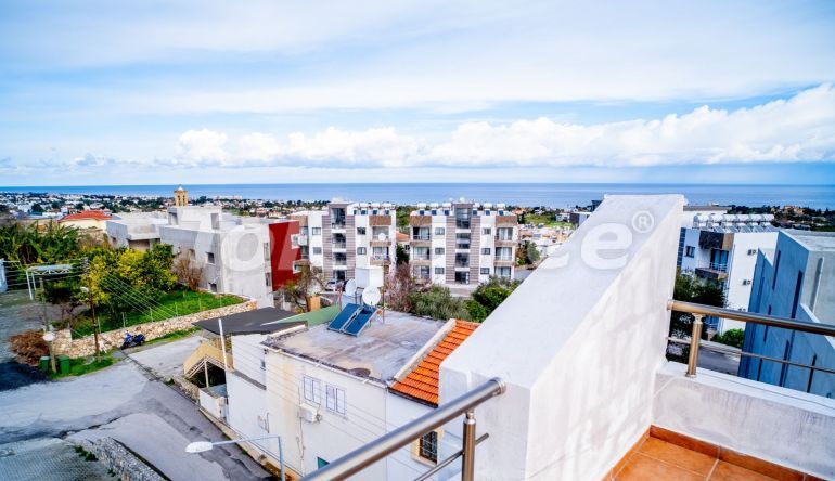 Квартира в Кирения, Северный Кипр вид на море с бассейном: купить недвижимость в Турции - 88841