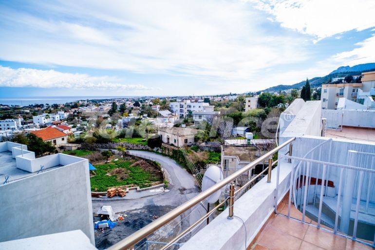 Квартира в Кирения, Северный Кипр вид на море с бассейном: купить недвижимость в Турции - 88843