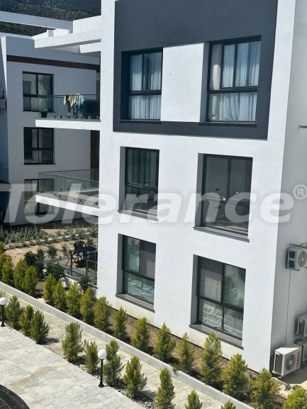 Квартира в Кирения, Северный Кипр с бассейном: купить недвижимость в Турции - 90368