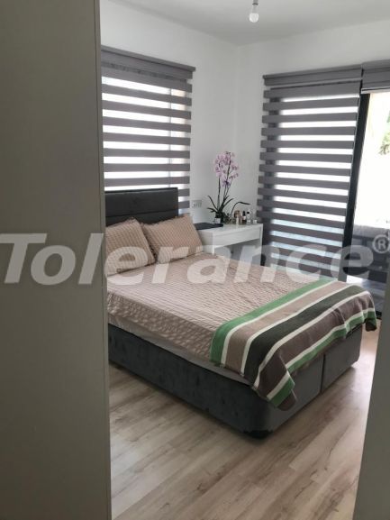 Квартира в Кирения, Северный Кипр с бассейном: купить недвижимость в Турции - 90370