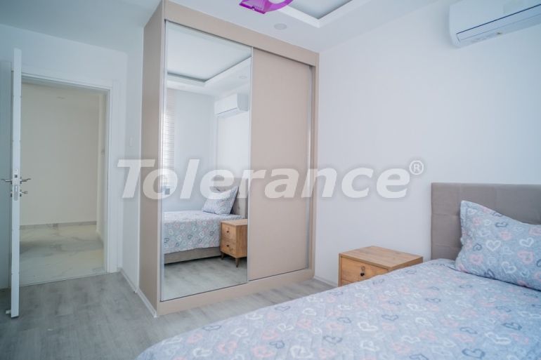 Квартира в Кирения, Северный Кипр: купить недвижимость в Турции - 90911