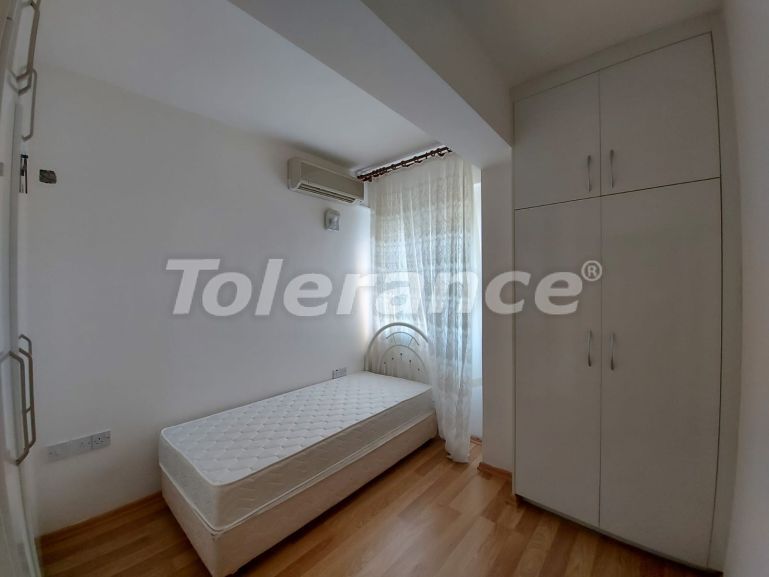 Квартира в Кирения, Северный Кипр: купить недвижимость в Турции - 91496