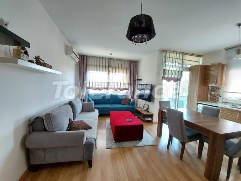 Квартира в Кирения, Северный Кипр: купить недвижимость в Турции - 91498