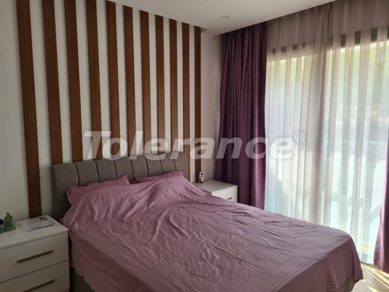 Квартира в Кирения, Северный Кипр с бассейном: купить недвижимость в Турции - 92820